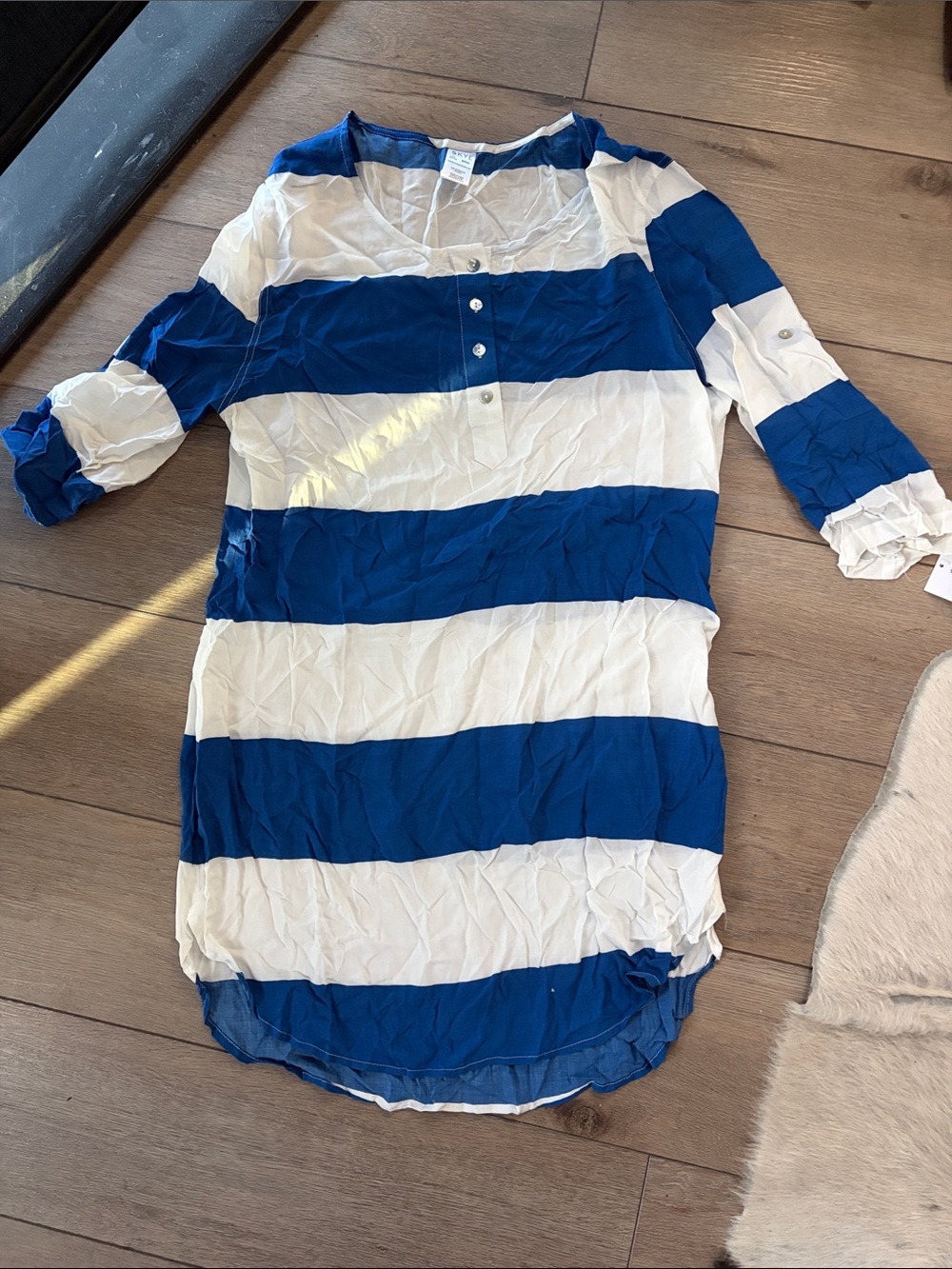 Light weight 3/4 Slv with button for roll up  summer striped easy cover up piece